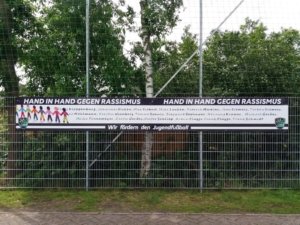 hand-in-hand-gegen-rassismus